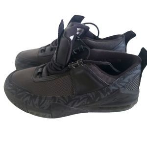 Nike LeBron 2 Low  Signature Collection Men Black Shoes  Size 6